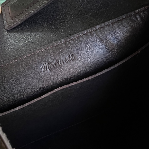 Madewell Essential Bucket Tote Black with Silver Studs - Picture 4 of 8